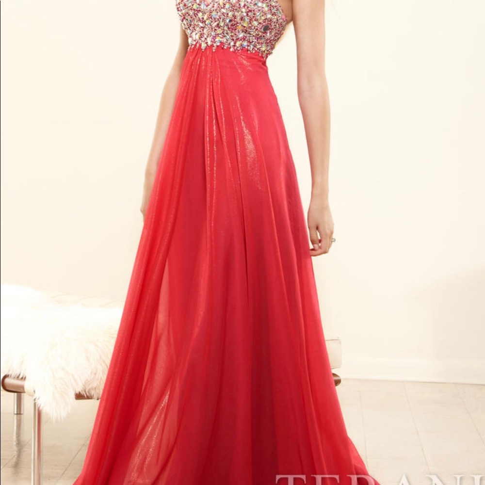 TERANI PROM Dress fuchsia color size 2